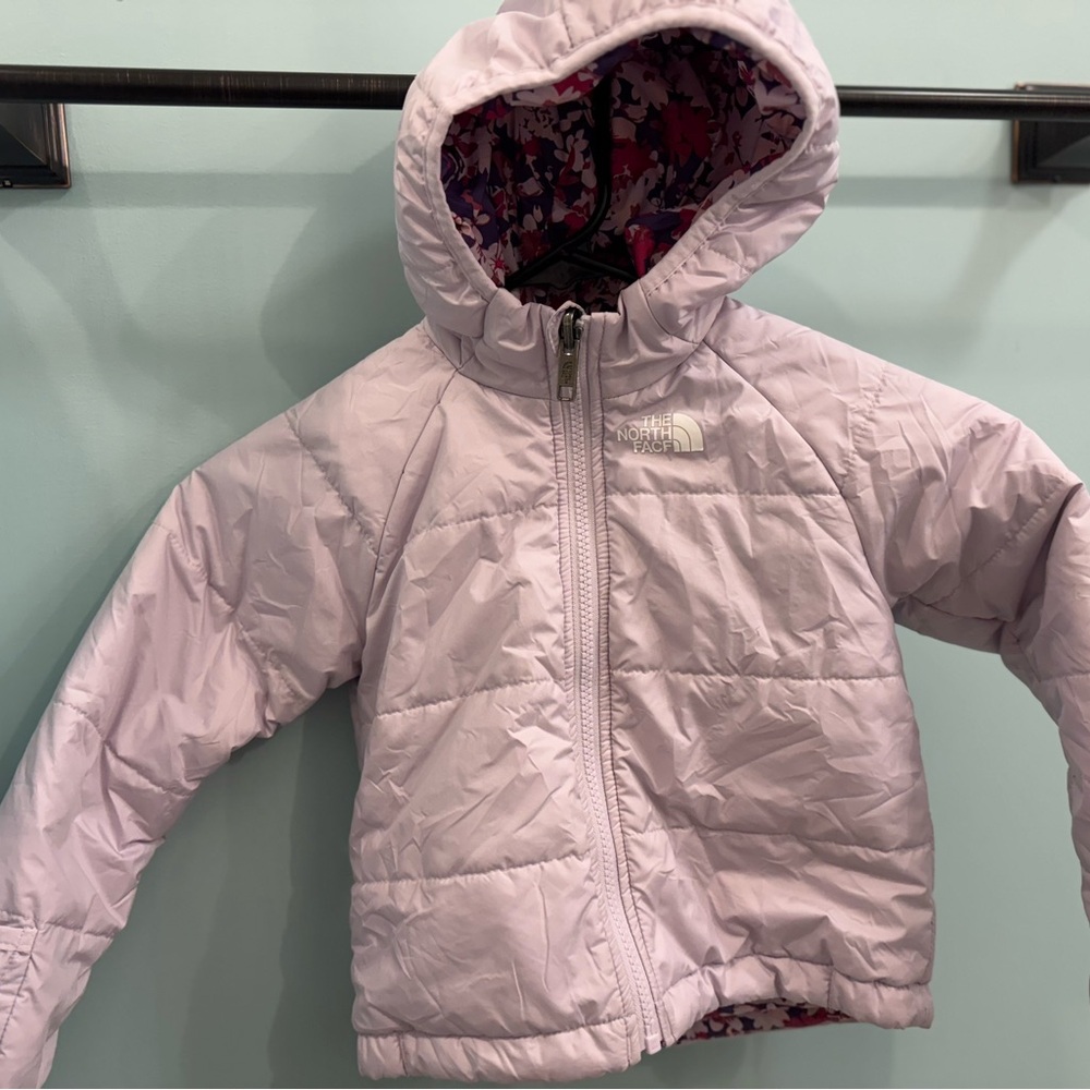 Reversible North Face Lilac lightweight Puffer Jacket (18-24 months)